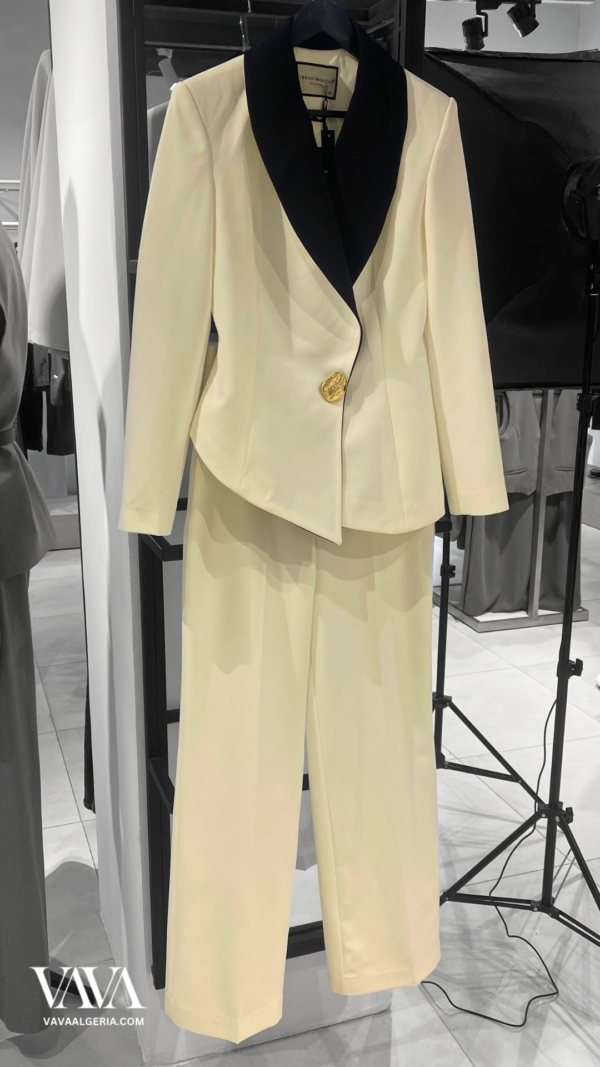Ensemble Tailleur Élégant – Image 4