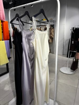Robes satinées
